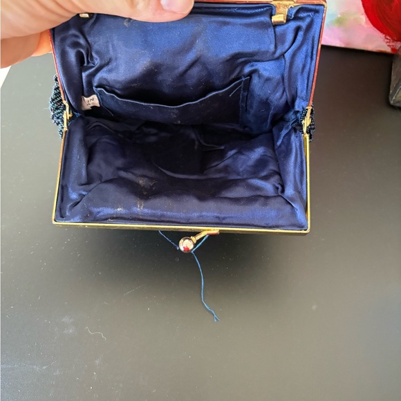 Elegant Black Beaded Clutch - Picture 4 of 5